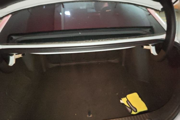 Used Geely Galaxy L6 2025 EM-i 140km Explorer+ Edition Trunk