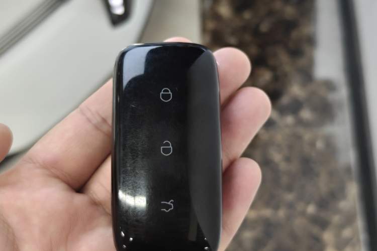 Used Geely Galaxy L6 2025 EM-i 140km Starship Edition Vehicle Key