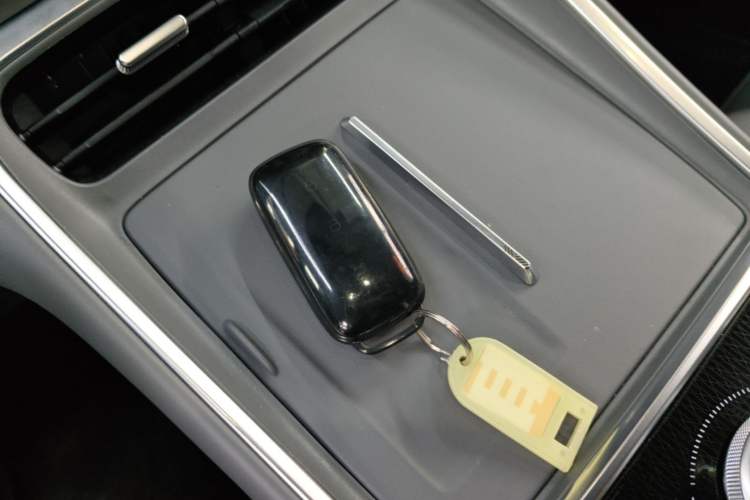 Used Geely Galaxy L6 2025 EM-i 60km Launch Edition Vehicle Key