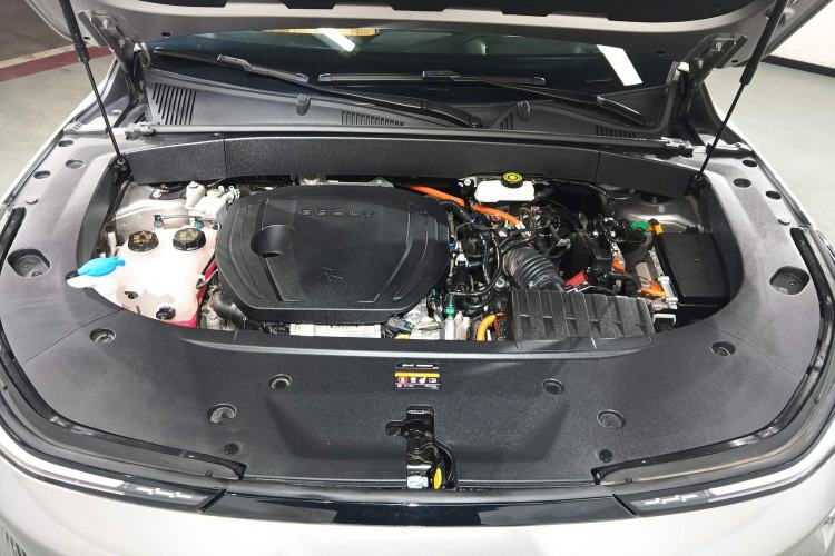 Used Geely Galaxy L7 2023 1.5T 115 km Starship Engine Bay