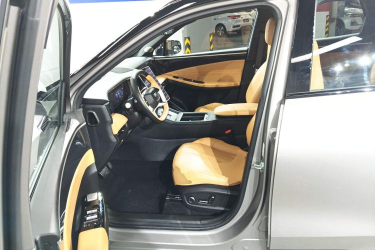 Used Geely Galaxy L7 2023 1.5T 115 km Starship Left Front Seat