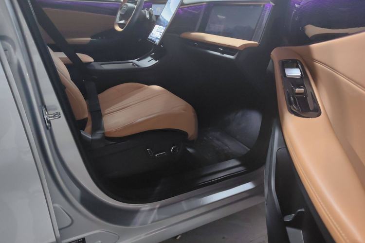 Used Geely Galaxy L7 2023 1.5T 115 km Starship Right Front Seat