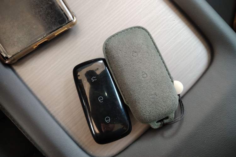Used Geely Galaxy L7 2023 1.5T 55km PRO Vehicle Key
