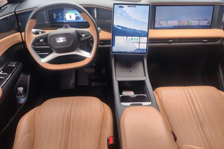 Used Geely Galaxy L7 2023 1.5T 115 km Starship Center Console