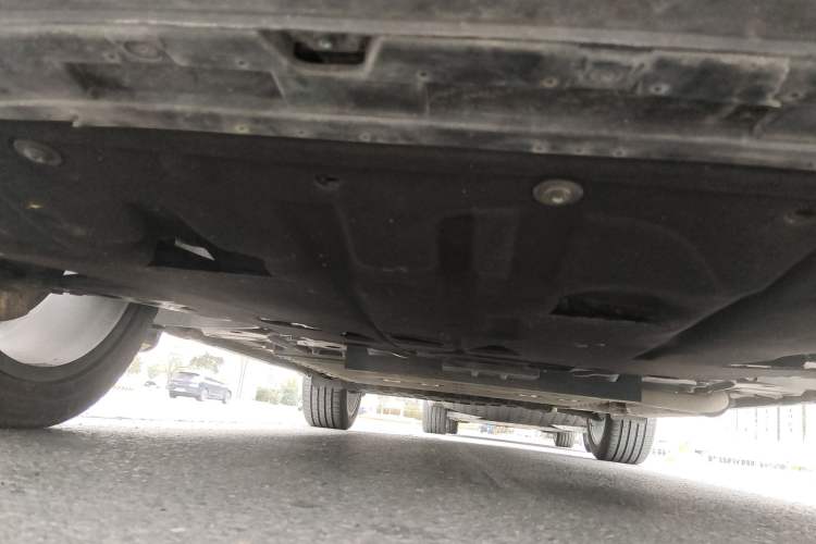 Used Geely Galaxy L7 2023 1.5T 115 km Starship Chassis Front