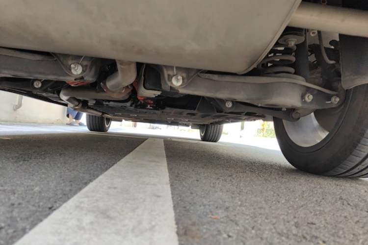 Used Geely Galaxy L7 2023 1.5T 115 km Starship Chassis Rear