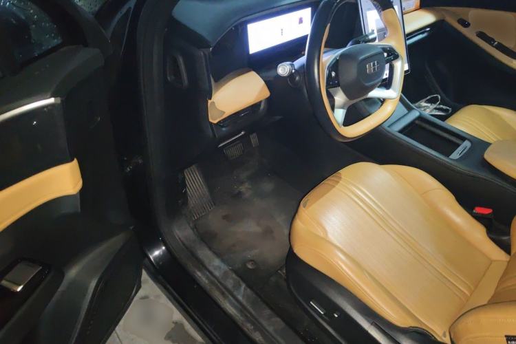 Used Geely Galaxy L7 2023 1.5T 115 km PLUS Driver Seat