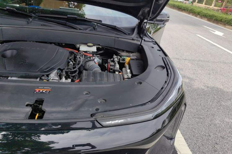 Used Geely Galaxy L7 2023 1.5T 115 km MAX Engine Bay Left