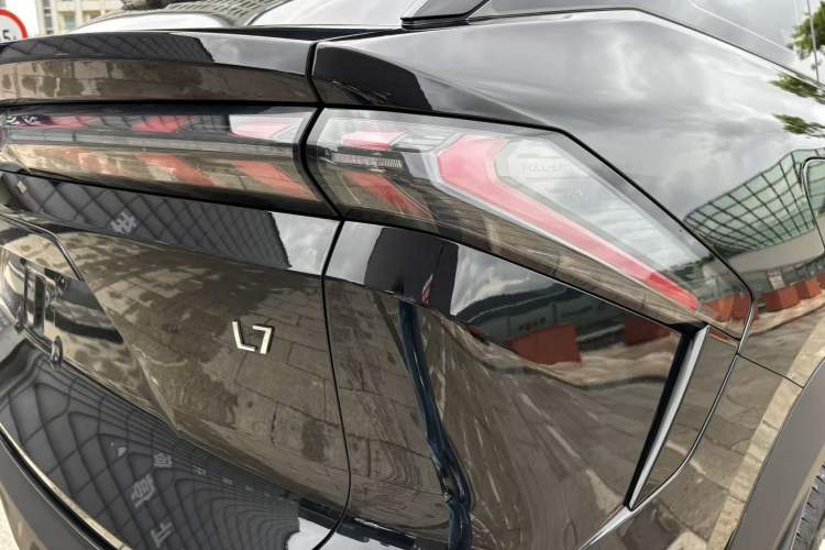 Used Geely Galaxy L7 2023 1.5T 115 km Starship Exterior 6