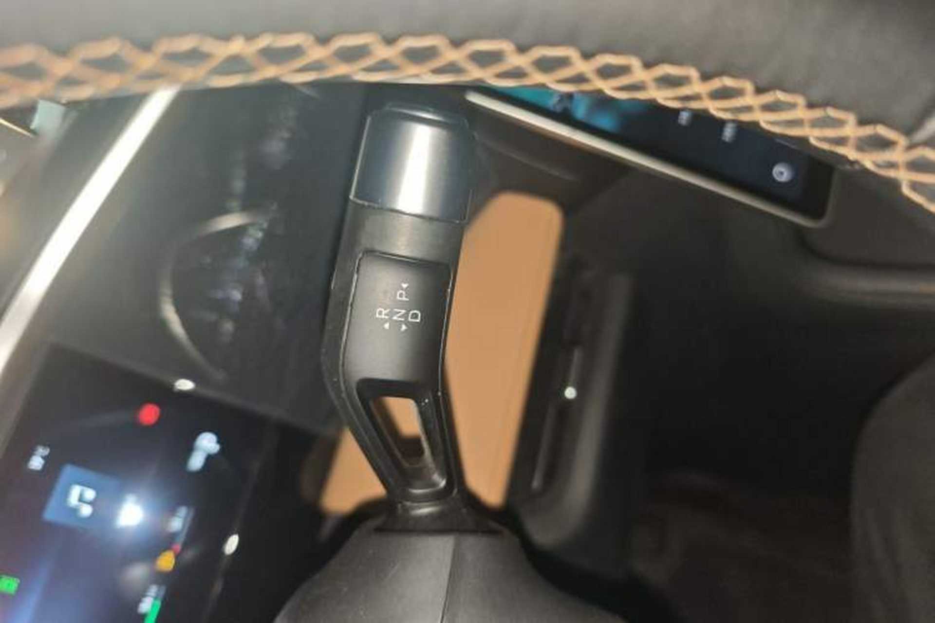 Used Geely Galaxy L7 2023 1.5T 115 km PLUS Gear Lever