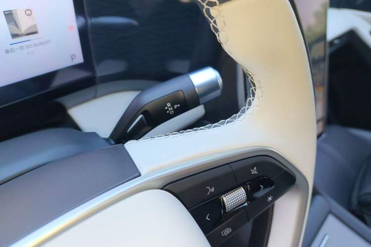 Used Geely Galaxy L7 2023 1.5T 55km PRO Gear Lever