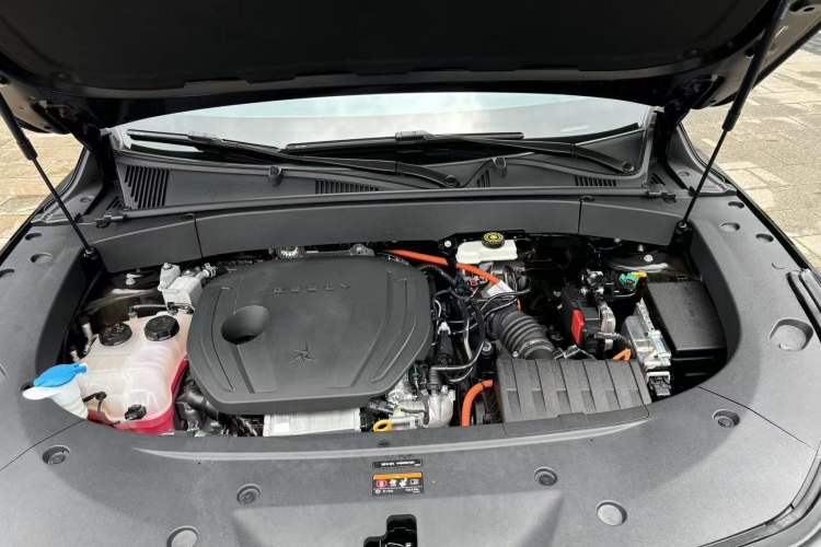 Used Geely Galaxy L7 2023 1.5T 115 km Starship Interior 8