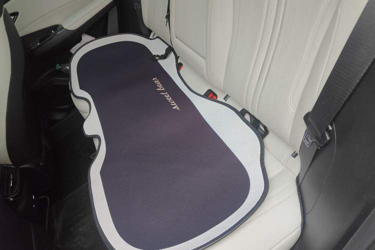 Used Geely Galaxy L7 2023 1.5T 115 km Starship Left Rear Seat