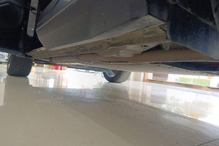 Used Geely Galaxy L7 2023 1.5T 115 km PLUS Left Side Sill