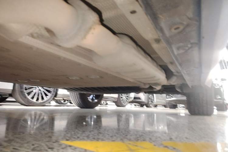 Used Geely Galaxy L7 2023 1.5T 115 km Starship Left Side Sill