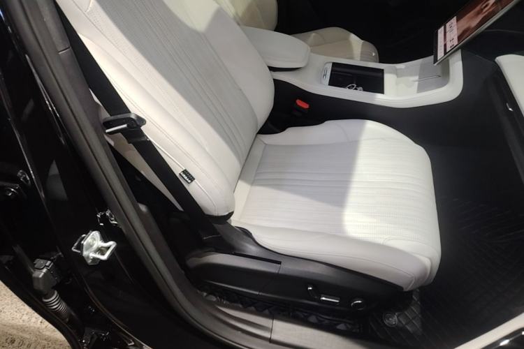 Used Geely Galaxy L7 2023 1.5T 115 km Starship Right Front Seat
