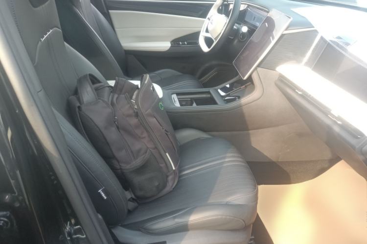 Used Geely Galaxy L7 2023 1.5T 115 km MAX Right Front Seat