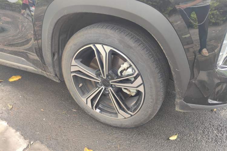 Used Geely Galaxy L7 2023 1.5T 115 km MAX Right Front Wheel Hub