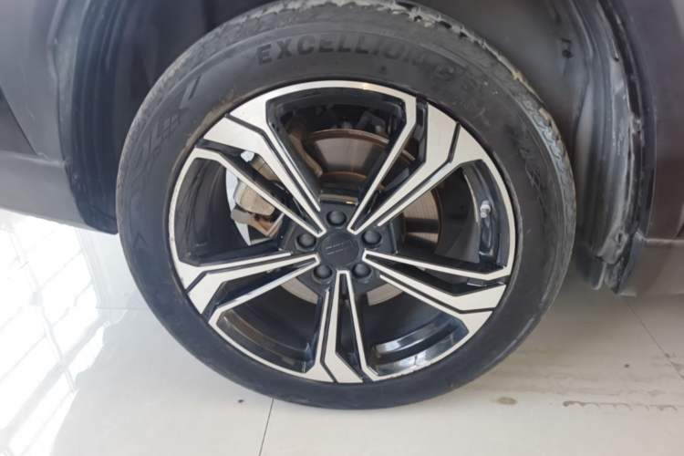 Used Geely Galaxy L7 2023 1.5T 115 km PLUS Right Rear Wheel Hub