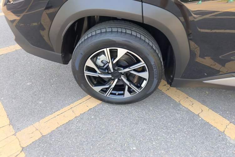 Used Geely Galaxy L7 2023 1.5T 55km PRO Right Rear Wheel Hub