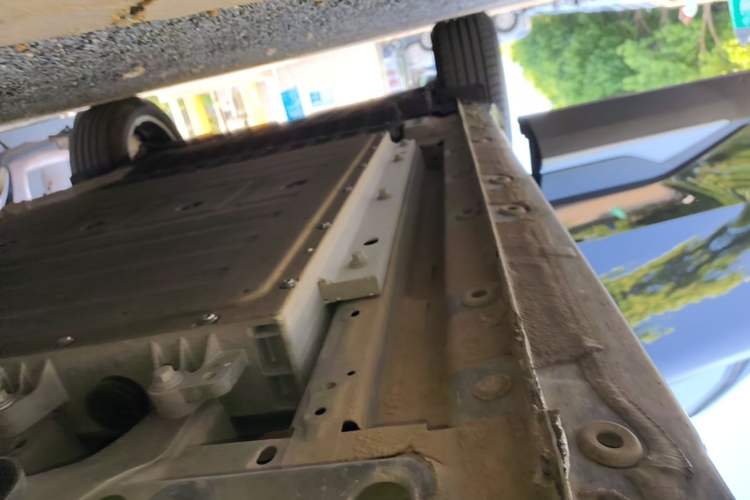 Used Geely Galaxy L7 2023 1.5T 55km PRO Right Side Sill