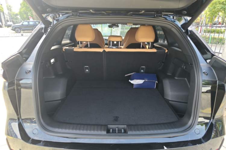 Used Geely Galaxy L7 2023 1.5T 115 km MAX Trunk