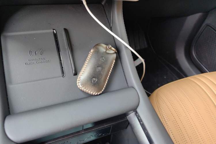Used Geely Galaxy L7 2023 1.5T 115 km MAX Vehicle Key