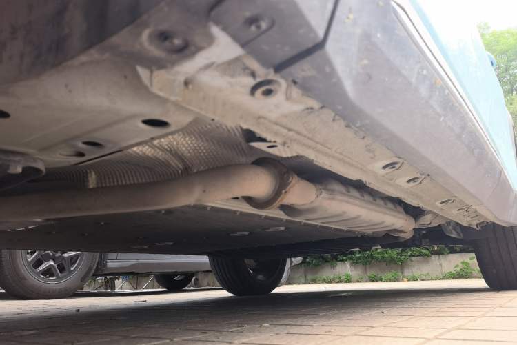 Used Geely Galaxy L7 2023 1.5T 115 km Starship Chassis Front Left