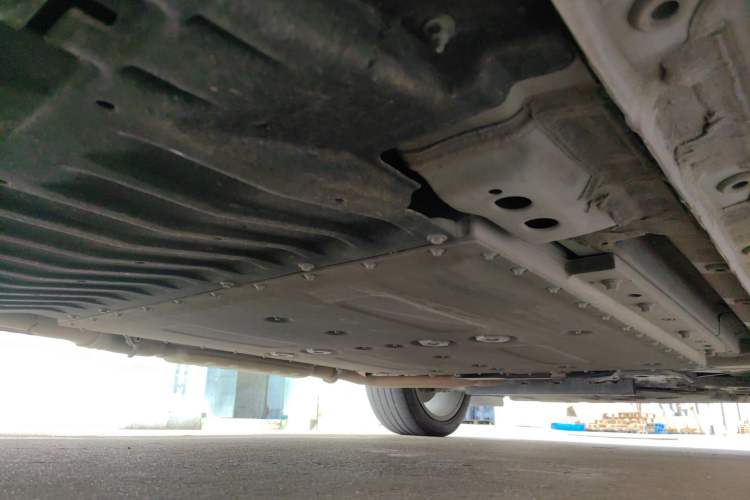 Used Geely Galaxy L7 2023 1.5T 115 km Starship Chassis Rear Right