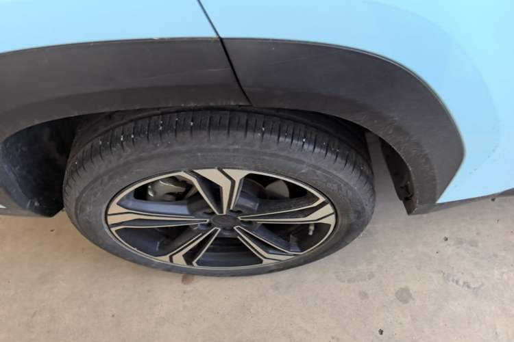 Used Geely Galaxy L7 2023 1.5T 115 km MAX Exterior 5