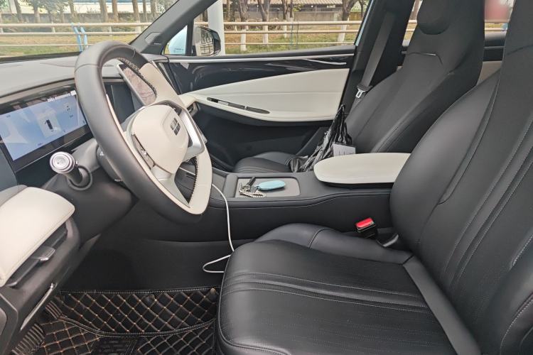 Used Geely Galaxy L7 2023 1.5T 115 km MAX Left Front Seat