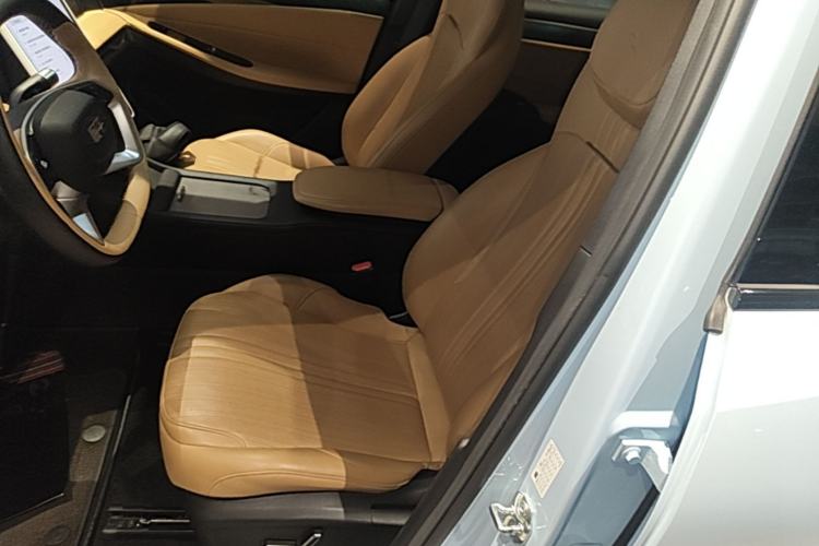 Used Geely Galaxy L7 2023 1.5T 115 km MAX Left Front Seat