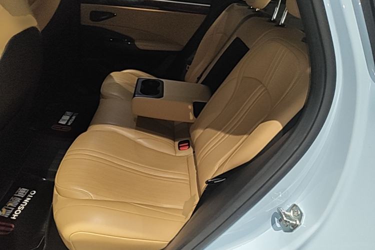 Used Geely Galaxy L7 2023 1.5T 115 km MAX Left Rear Seat