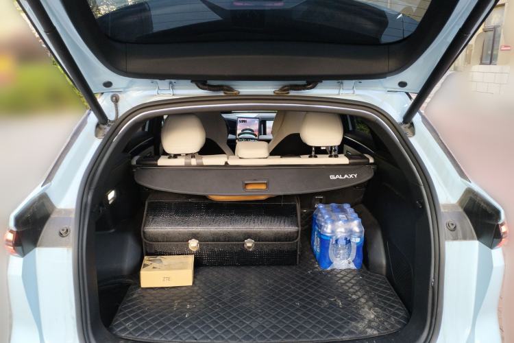 Used Geely Galaxy L7 2023 1.5T 115 km Starship Trunk