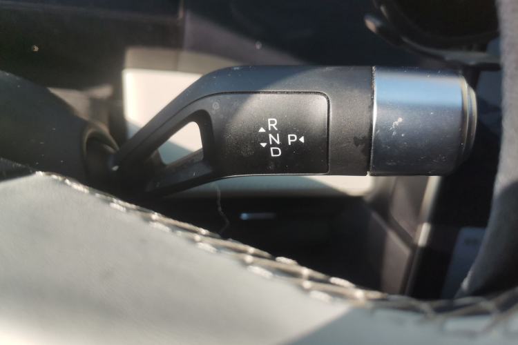 Used Geely Galaxy L7 2023 1.5T 55km PRO Gear Lever
