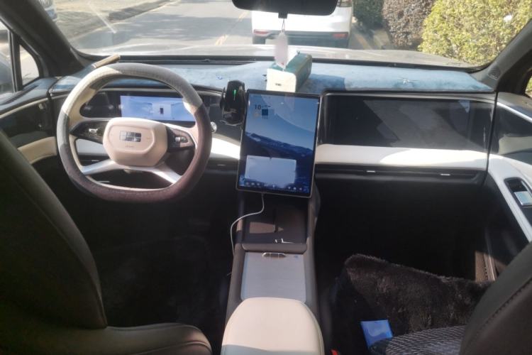 Used Geely Galaxy L7 2023 1.5T 55km PRO Interior 2