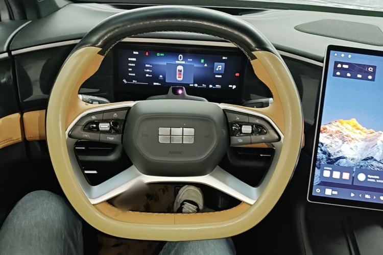 Used Geely Galaxy L7 2023 1.5T 115 km Starship Steering Wheel
