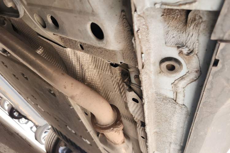 Used Geely Galaxy L7 2023 1.5T 115 km Starship Chassis Front Left