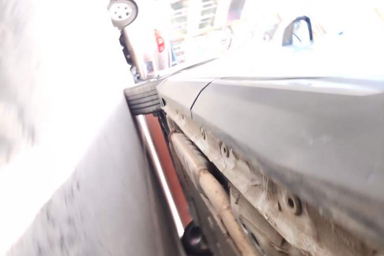 Used Geely Galaxy L7 2023 1.5T 115 km Starship Chassis Rear Left