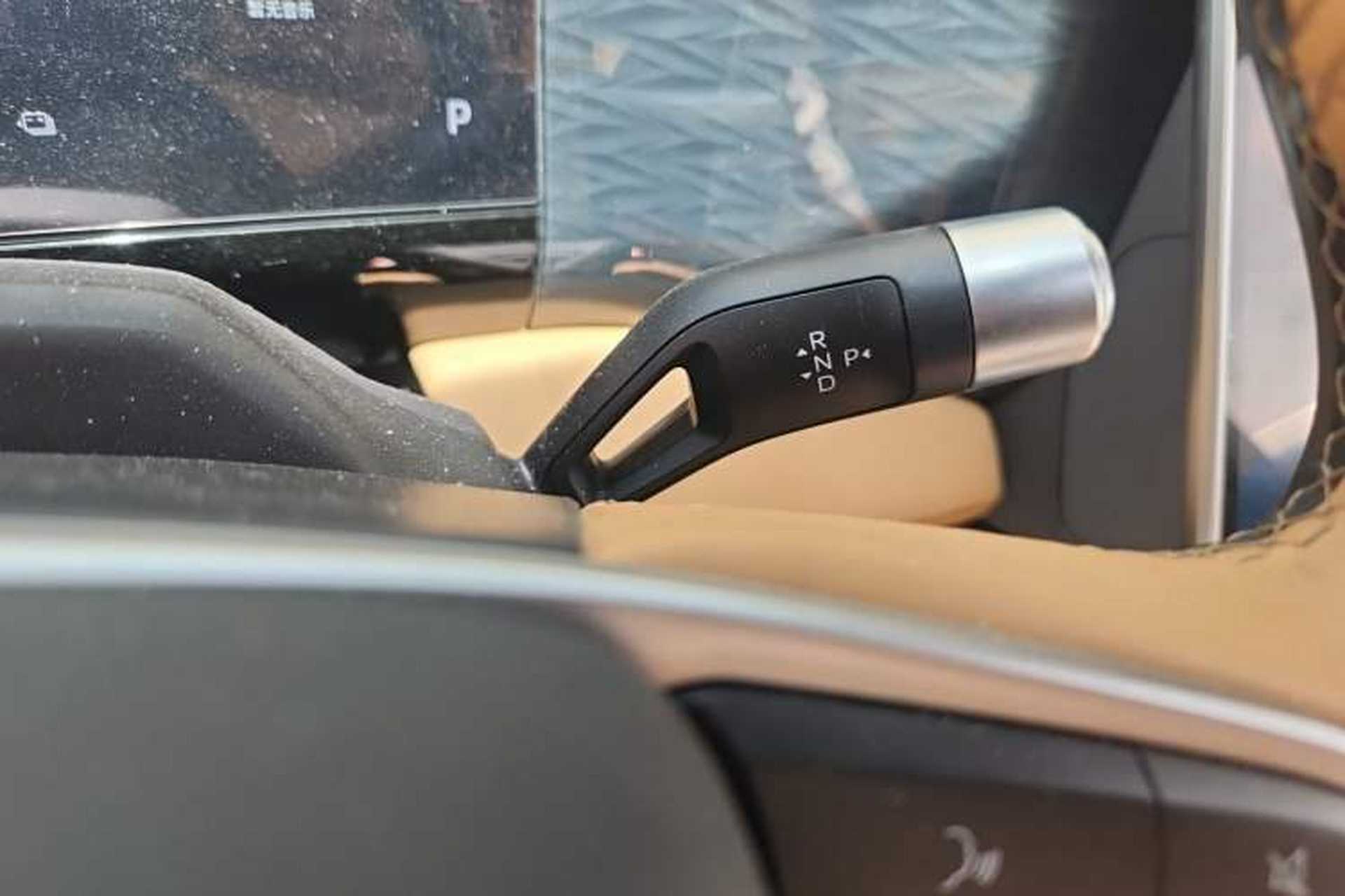 Used Geely Galaxy L7 2023 1.5T 115 km Starship Gear Lever