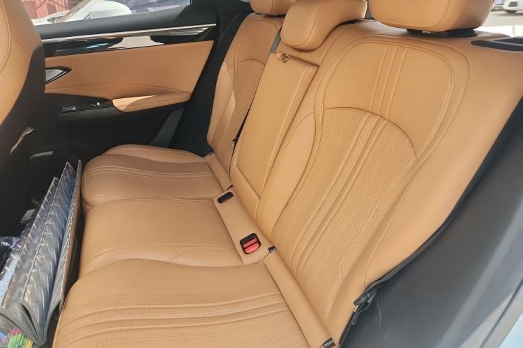 Used Geely Galaxy L7 2023 1.5T 115 km Starship Left Rear Seat