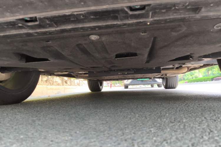 Used Geely Galaxy L7 2023 1.5T 115 km PLUS Chassis Front