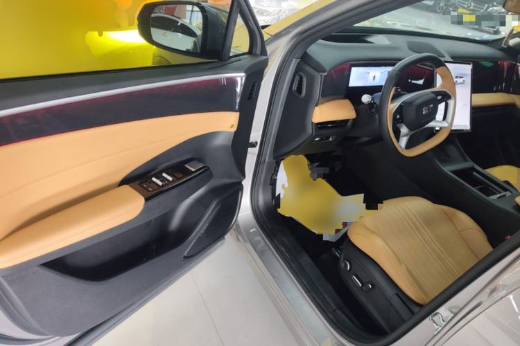 Used Geely Galaxy L7 2023 1.5T 115 km Starship Driver Seat
