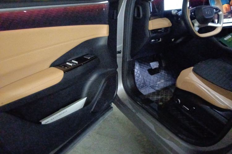 Used Geely Galaxy L7 2023 1.5T 115 km Starship Driver Seat