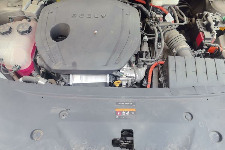 Used Geely Galaxy L7 2023 1.5T 115 km MAX Engine Bay