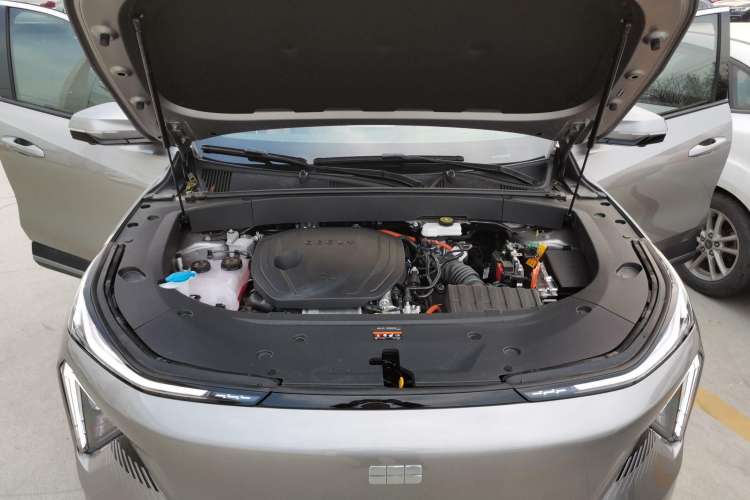 Used Geely Galaxy L7 2023 1.5T 115 km Starship Engine Bay