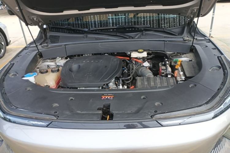 Used Geely Galaxy L7 2023 1.5T 115 km Starship Engine Bay