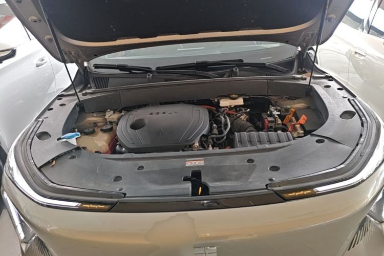 Used Geely Galaxy L7 2023 1.5T 115 km Starship Engine Bay