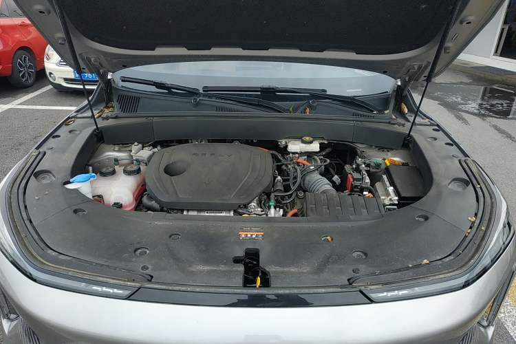 Used Geely Galaxy L7 2023 1.5T 115 km Starship Engine Bay