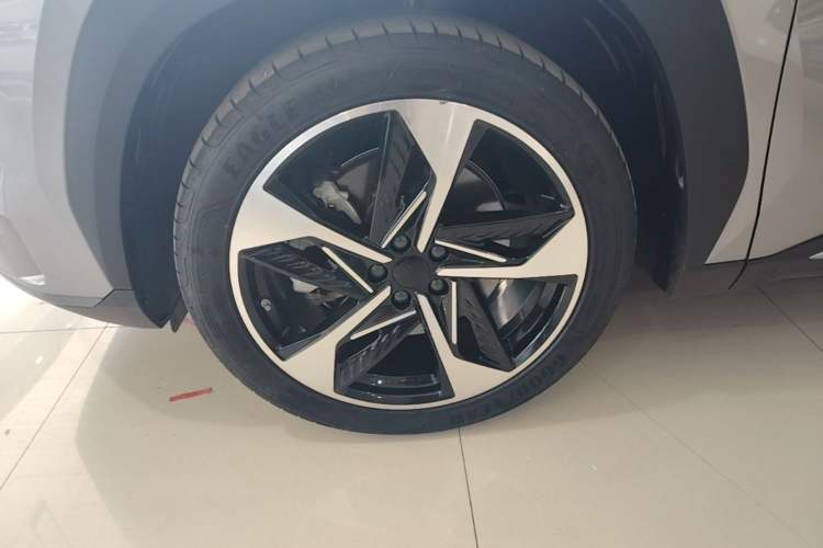 Used Geely Galaxy L7 2023 1.5T 115 km Starship Exterior 4